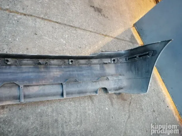 Branik zadnji Bmw e46 compact