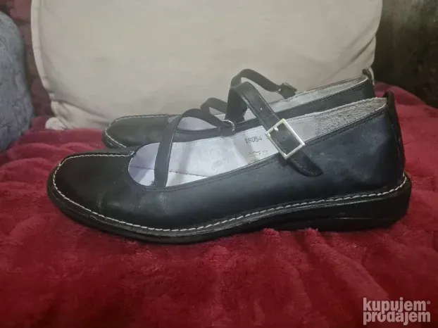 Next kožne crne br.39