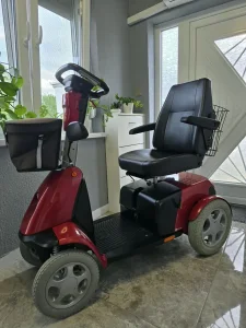 Nova Elektricna invalidska kolica skuter Sterling Trophy 6
