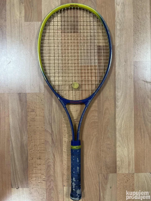 Raquette De Tennis Donnay Agassi 3200 Avec Housse - Modèle D'occasion