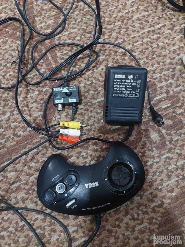 Original Sega mega drive 16-bit ,kompletna  +igrica Sonic