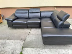 Kožna Ugaona Garnitura sa Relaks fukcijom na struju
