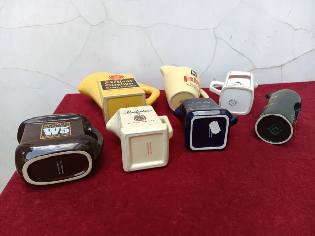 Bokali za piće različitih brendova