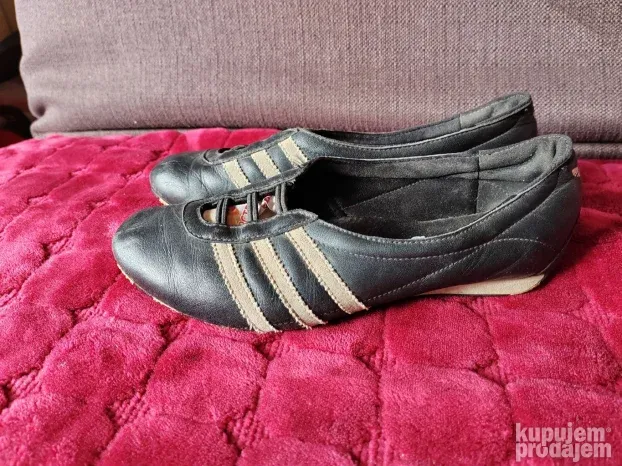 Adidas kozne baletanke