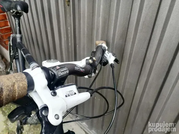 Focus Cariboo Peak Cross Series 28 coli hidraulika 3x9   XXL