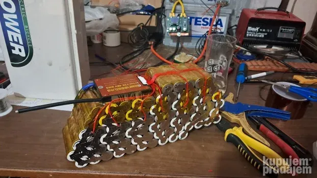Baterija 1700Wh za dostavu