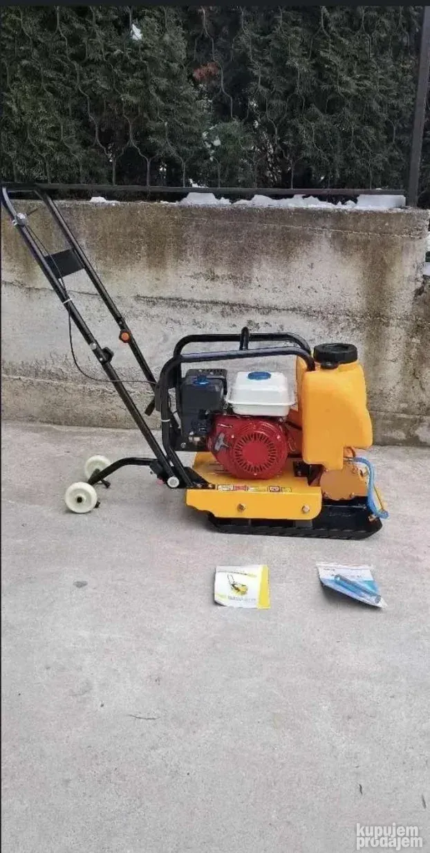 Vibro ploca (zaba) 70kg + guma za behaton - NOVO - AKCIJA