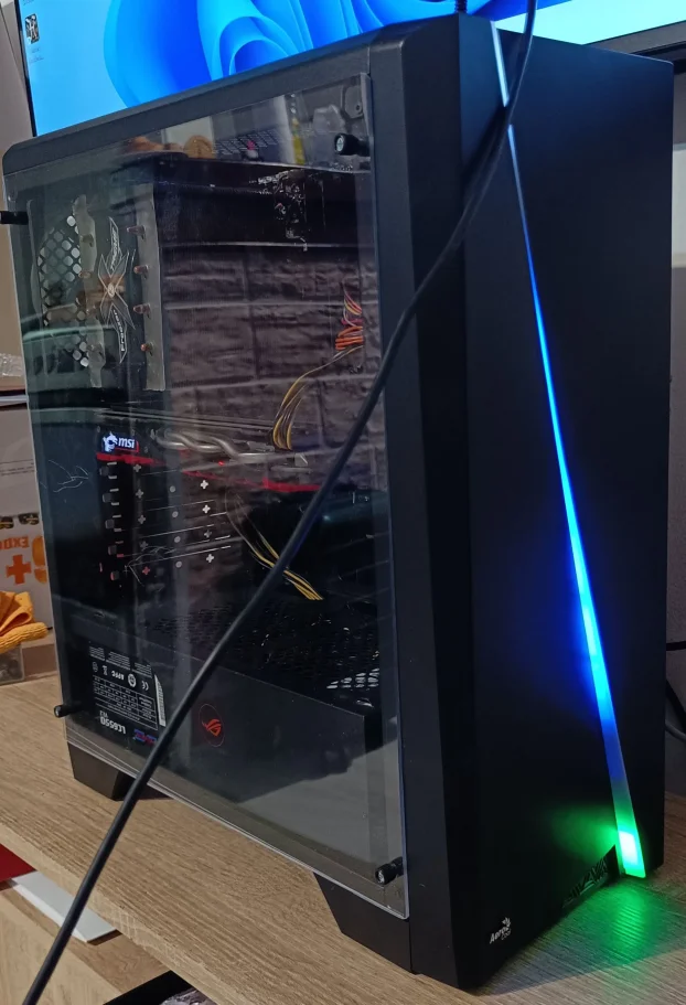 GEJMER I7 4770 RX 580 8GB 16GB RAM SSD + 2TB HDD