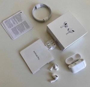 Apple AirPods PRO