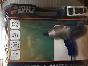 Električni udarni odvijač Ripper. 700