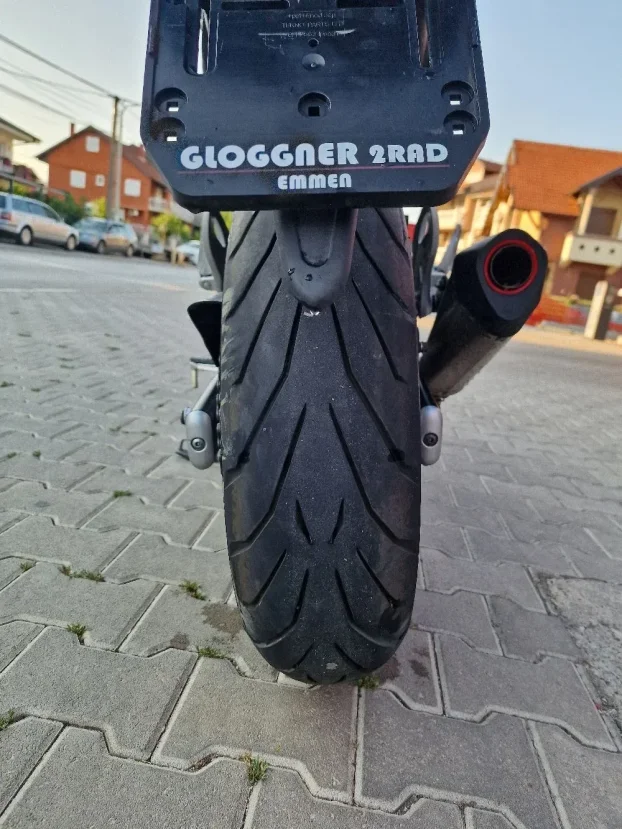 Suzuki SFV 650 - Gladius,A2 Kat.UVOZ ŠVAJCARSKA