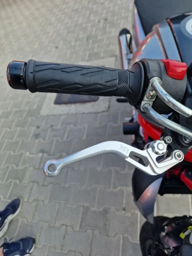 Suzuki SFV 650 - Gladius,A2 Kat.UVOZ ŠVAJCARSKA