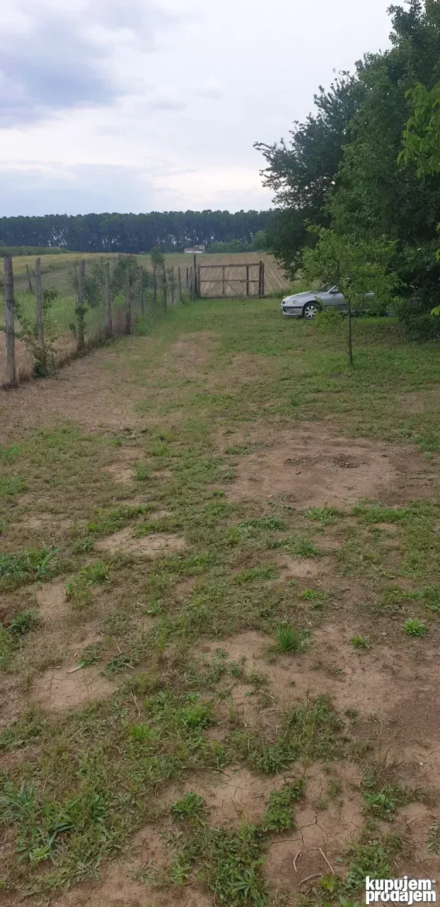 Klenak plac 5,6 ari na prodaju