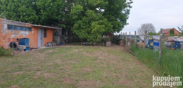 Klenak plac 5,6 ari na prodaju