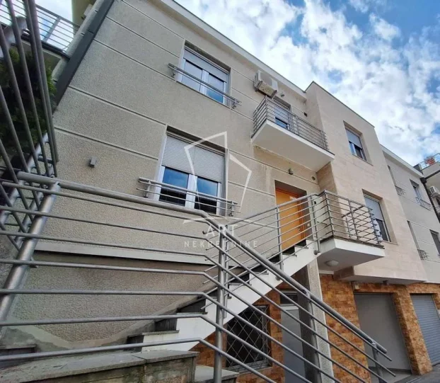 Drinićka, Senjak, 5+ petosobna, 125 m²