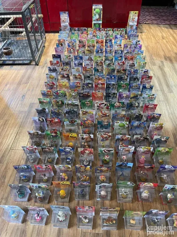 Amiibo figure Nove 2