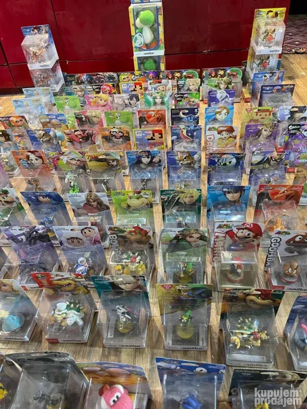 Amiibo figure Nove 2