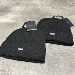 Kape Tommy Hilfiger 2024