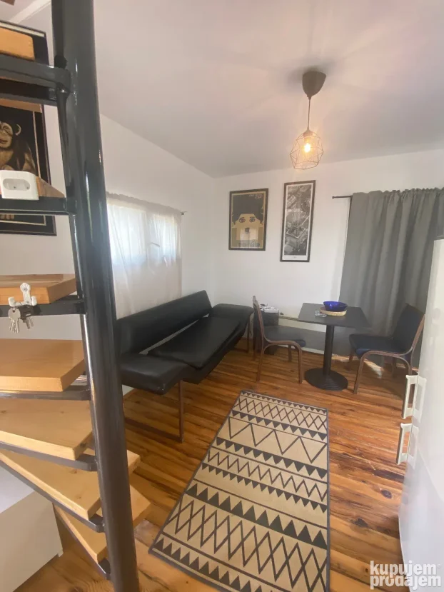 Arsenija Carnojevica 15, Nemenikuće, 1.0 jednosobna, 30 m²