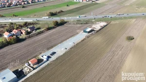 hala 150kvadrata batajnica auto put za N.Sad