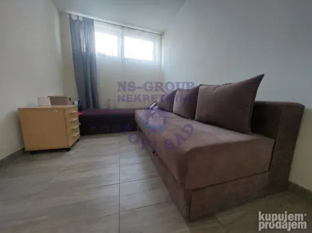 Trosoban 58m2 suteren, Stari Majur