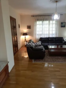 Diane Budisavljević, Dedinje, 5+ petosobna, 340 m²