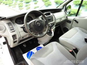 Renault traffic km sat