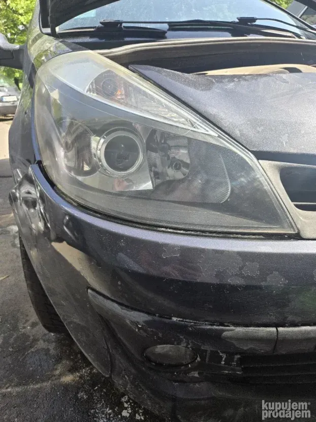 Profesionalno Poliranje farova; Na vašoj Adresi!