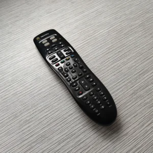 LOGITECH Harmony 350 univerzalni daljinski upravljač