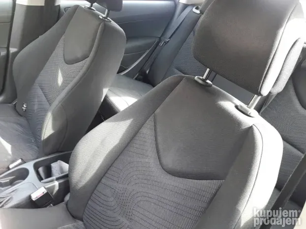 Peugeot 308 retrovizori