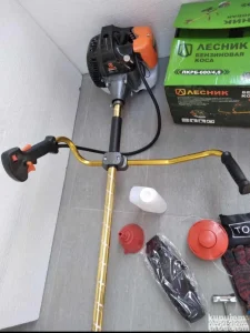 Trimer za kosenje Lesnik