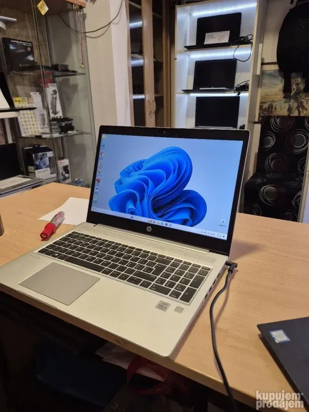 HP 450 G7/i5 10210/16gb/512ssd/15.6 FHD/Sjajan