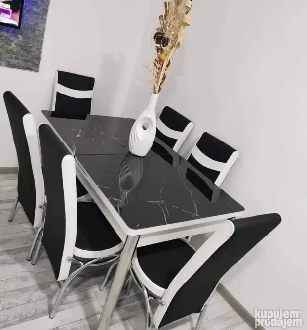Stolovi akcija