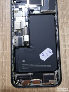 iPhone 15 Pro Max baterija sh original deo 99% garancija