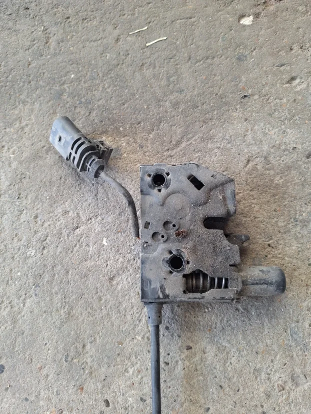 VW Golf 8 brave haube