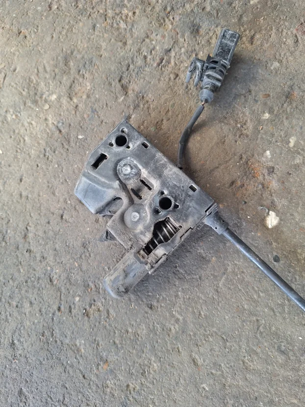 VW Golf 8 brave haube