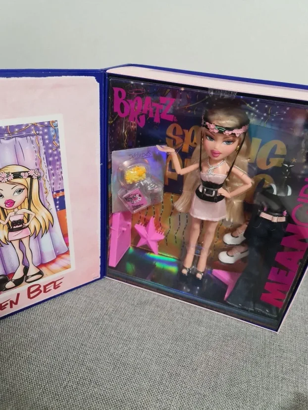 Bratz sve nove odmah dostupne cela kolekcija Mean Girls - KupujemProdajem