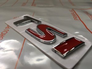 Natpis znak TSI - metalni