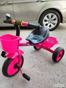 metalne tricikle u vise boja akcija