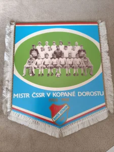 Zastavica Čehoslovačke omladinske škole