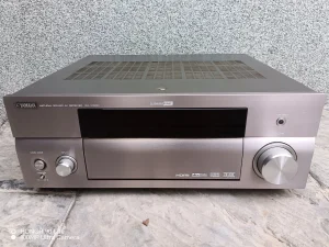 Yamaha RX-V 1600