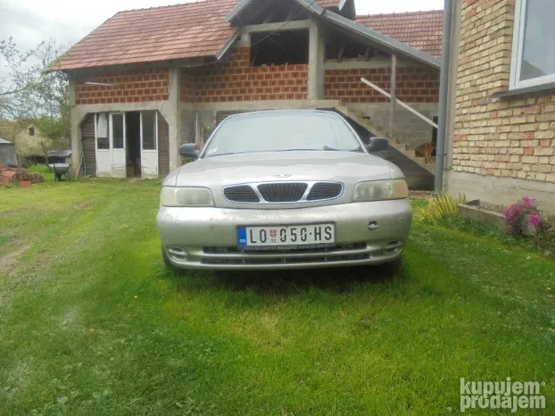 1999 Daewoo Nubira 