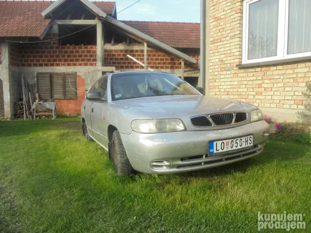 1999 Daewoo Nubira 