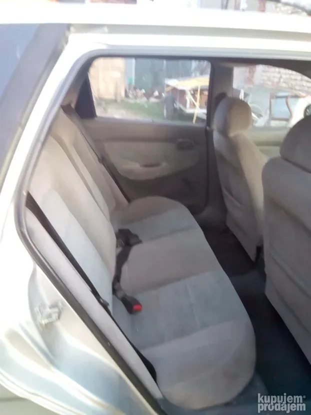 1999 Daewoo Nubira 