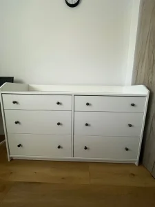 IKEA HAUGA komoda 6 fioka – kao nova, veoma očuvana, bela